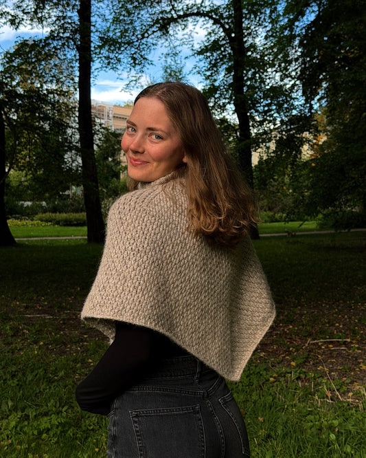 Elise Poncho
